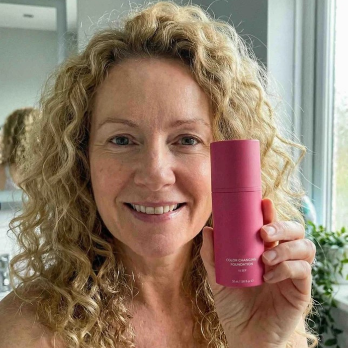 Camilla, 53 anni